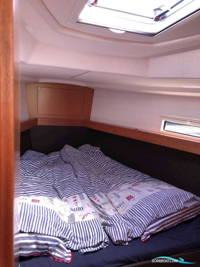 Bavaria Cruiser 37