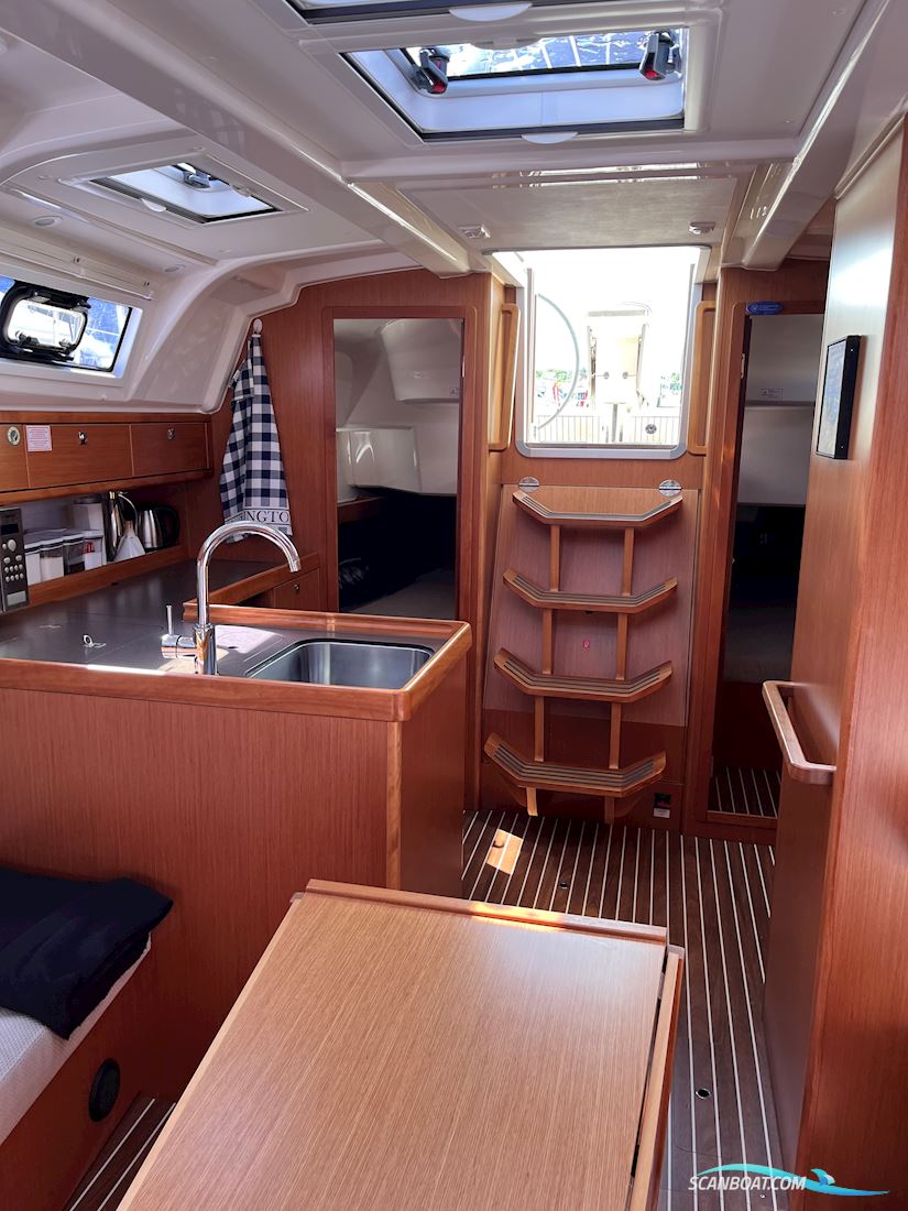 Bavaria Cruiser 37