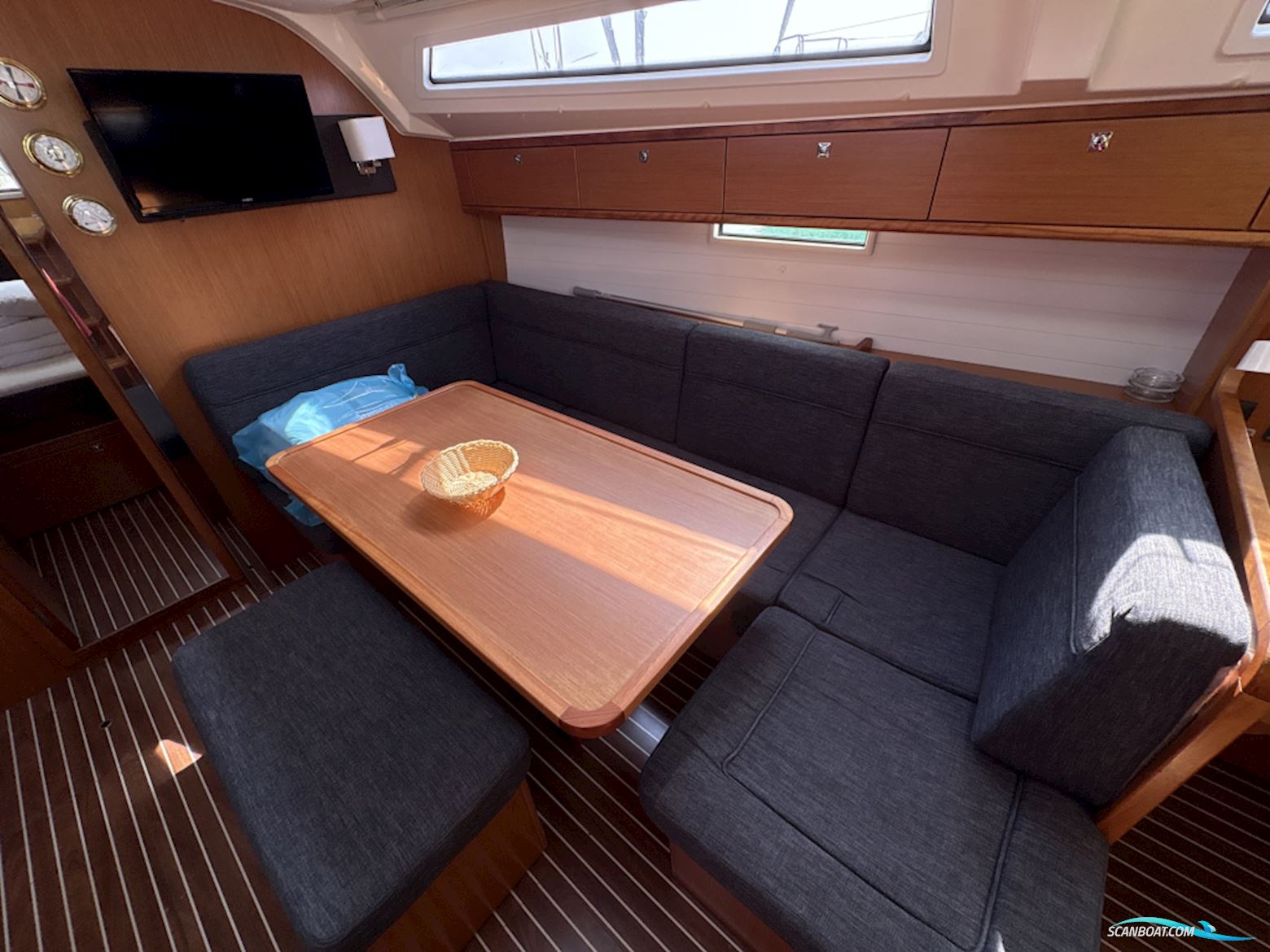 Bavaria Cruiser 41