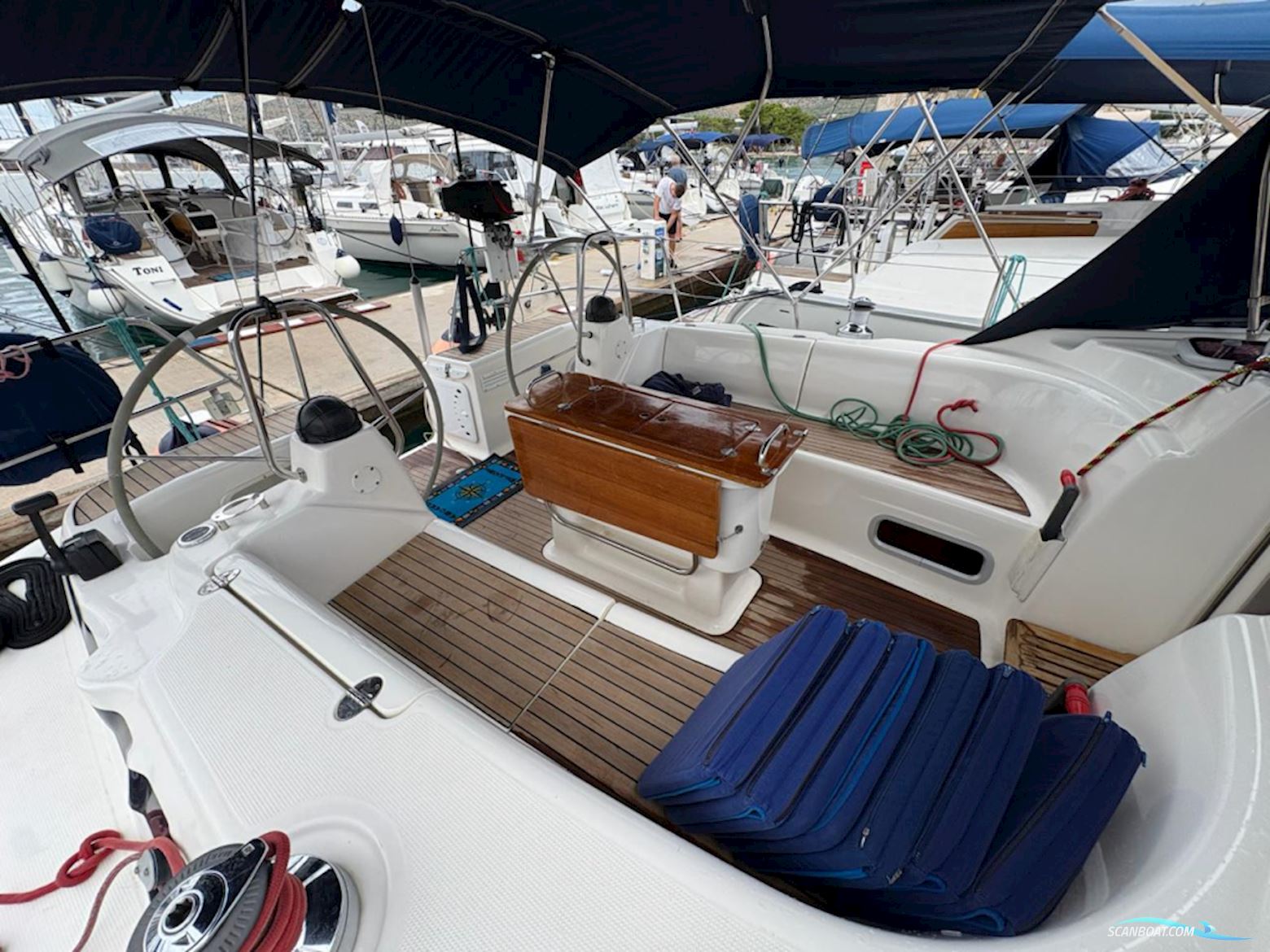 Bavaria Cruiser 42