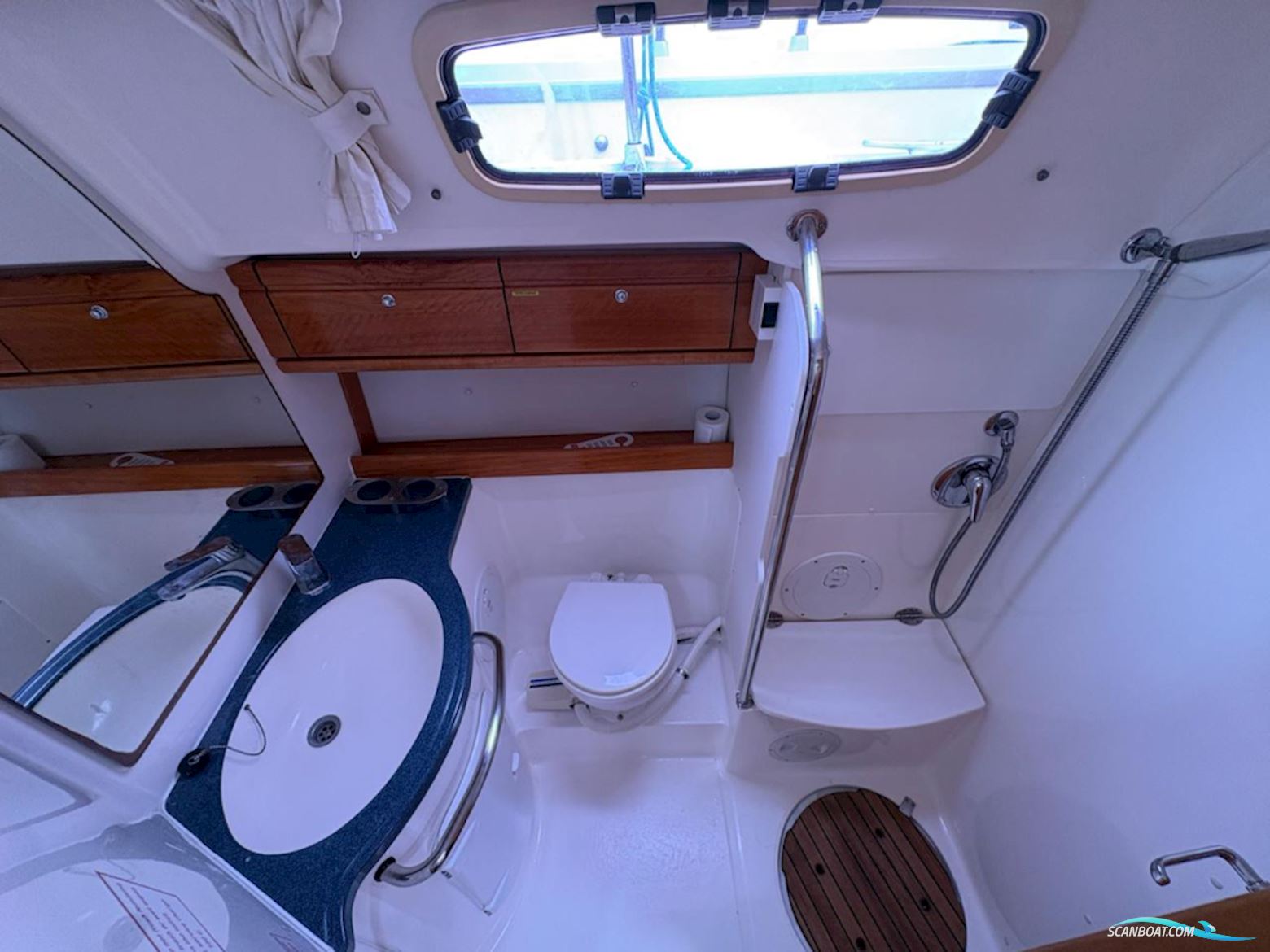 Bavaria Cruiser 42