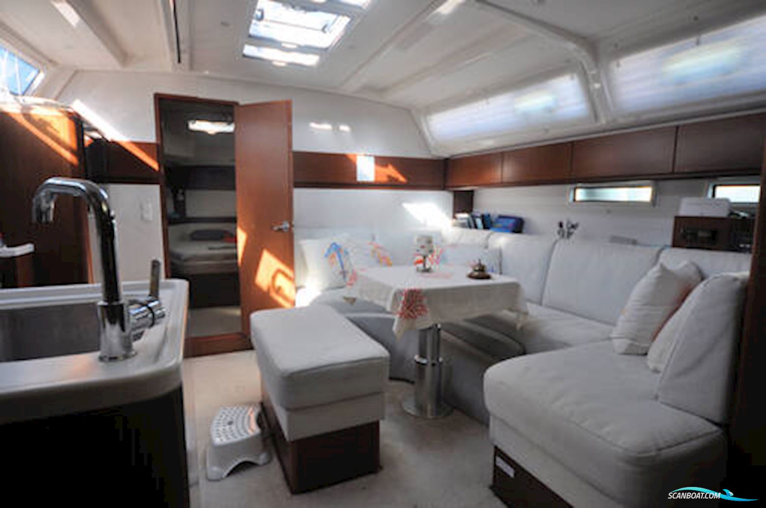 Bavaria Cruiser 46 Style