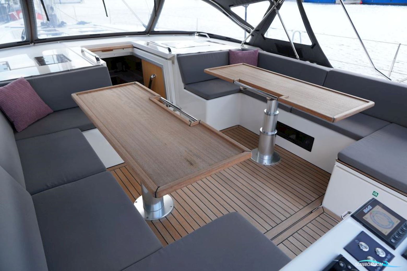 Bavaria Cruiser 57 Style