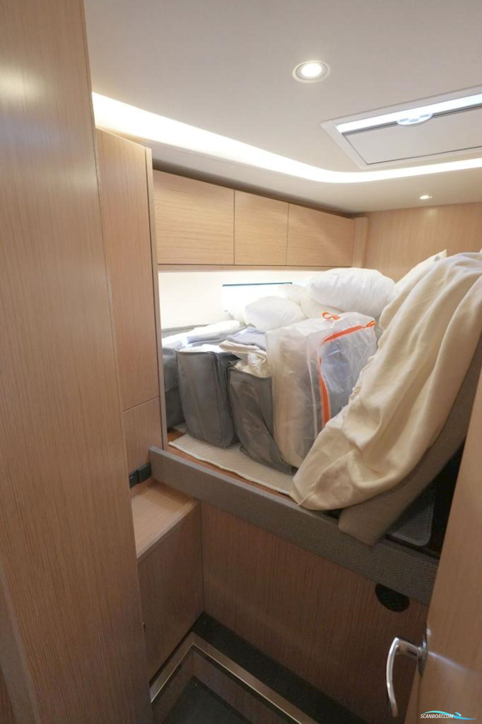 Bavaria Cruiser 57 Style