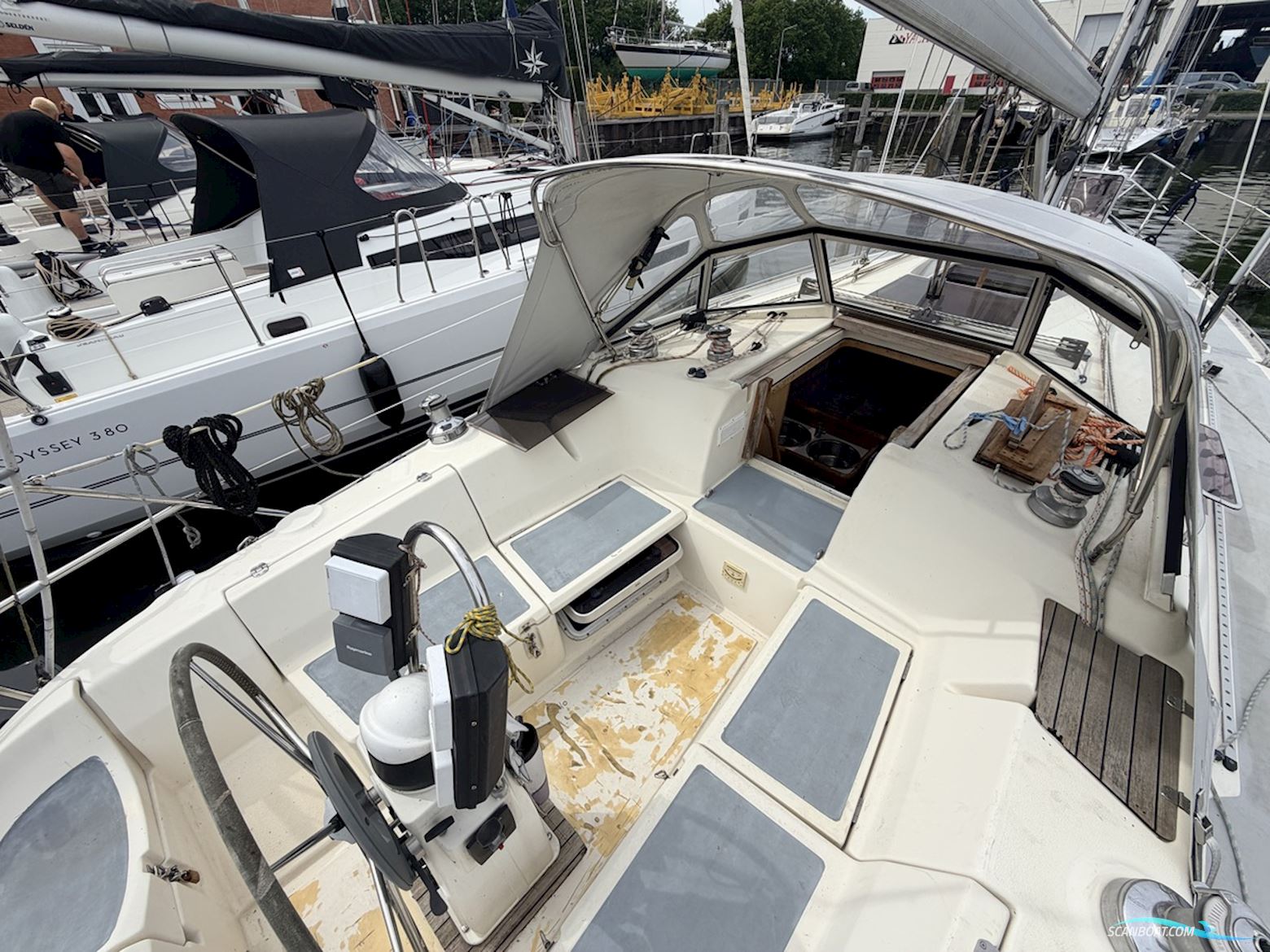 BAVARIA YACHTS 350 Lagoon