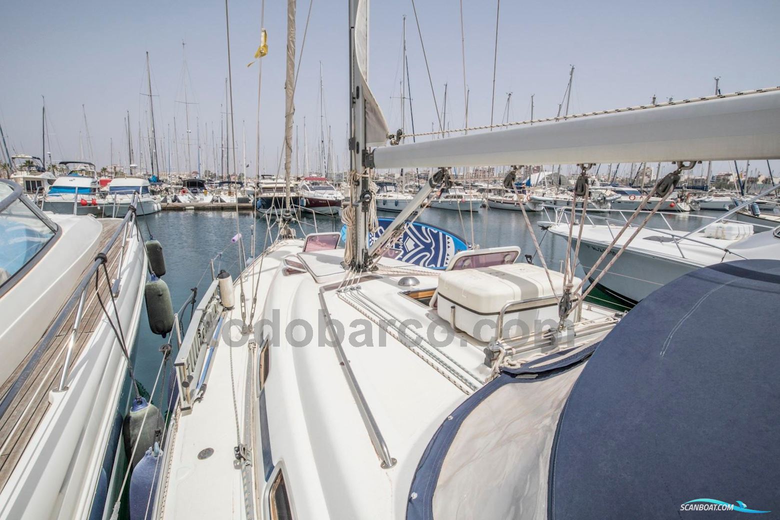 BAVARIA YACHTS 39 Cruiser