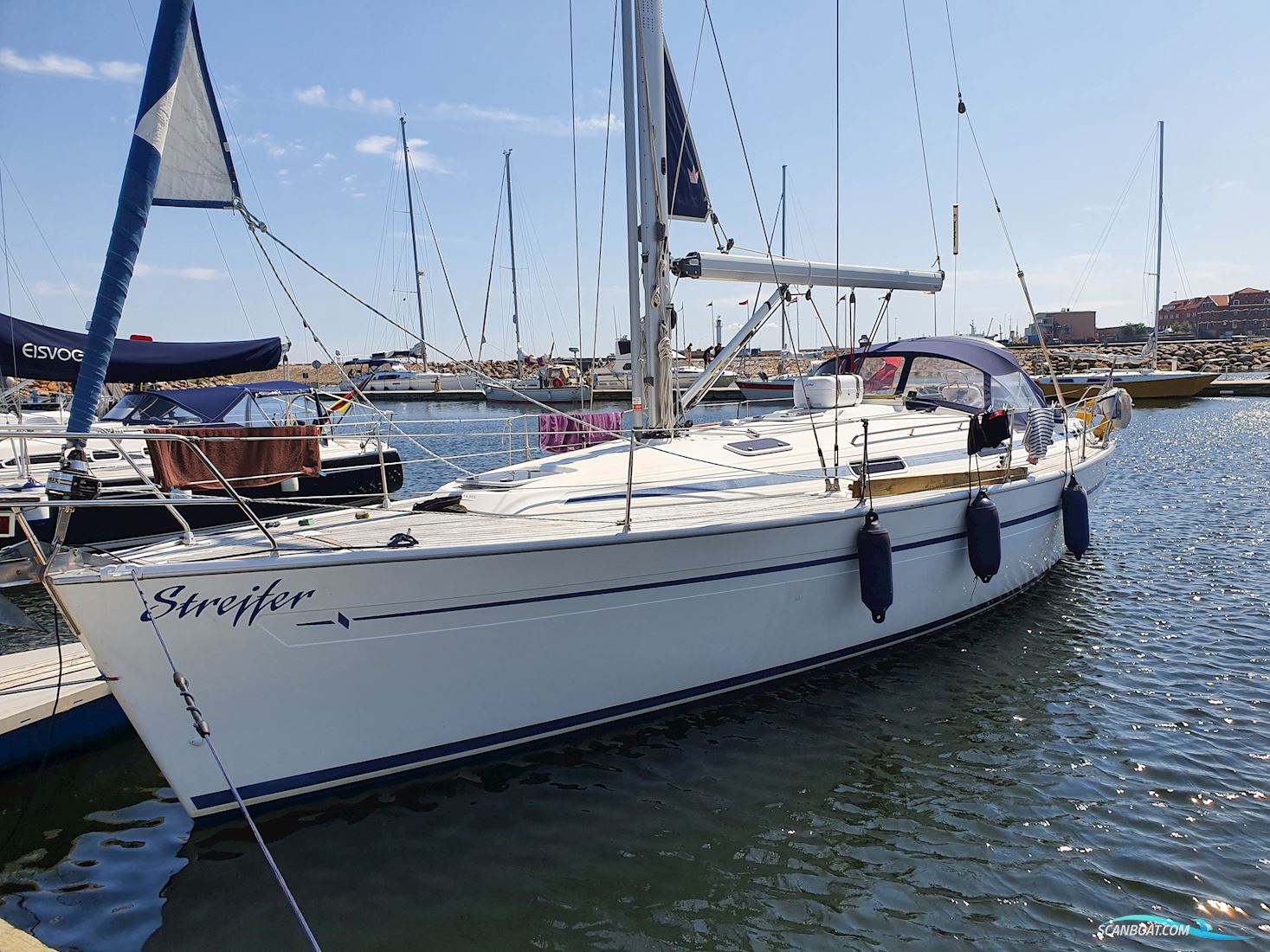 Bavaria38 Sejlbåd 2005, med Volvo Penta D2 - 55 motor, Danmark