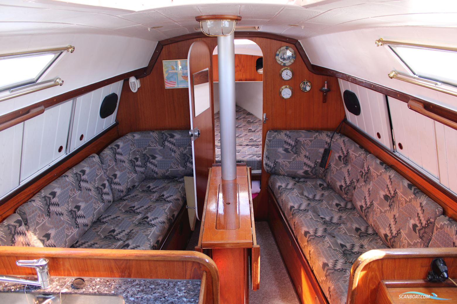 Beneteau 30.5 First