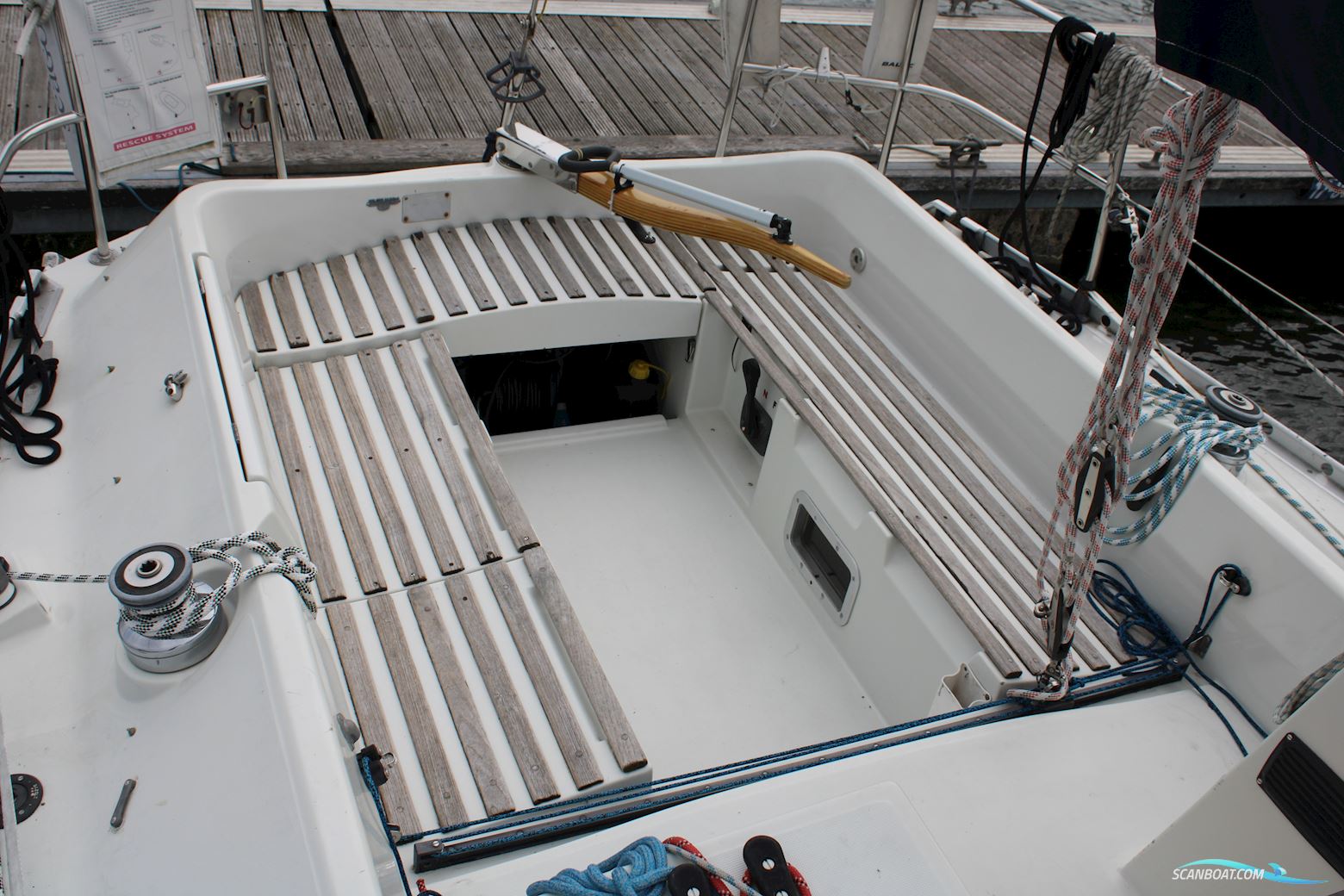 Beneteau 30.5 First