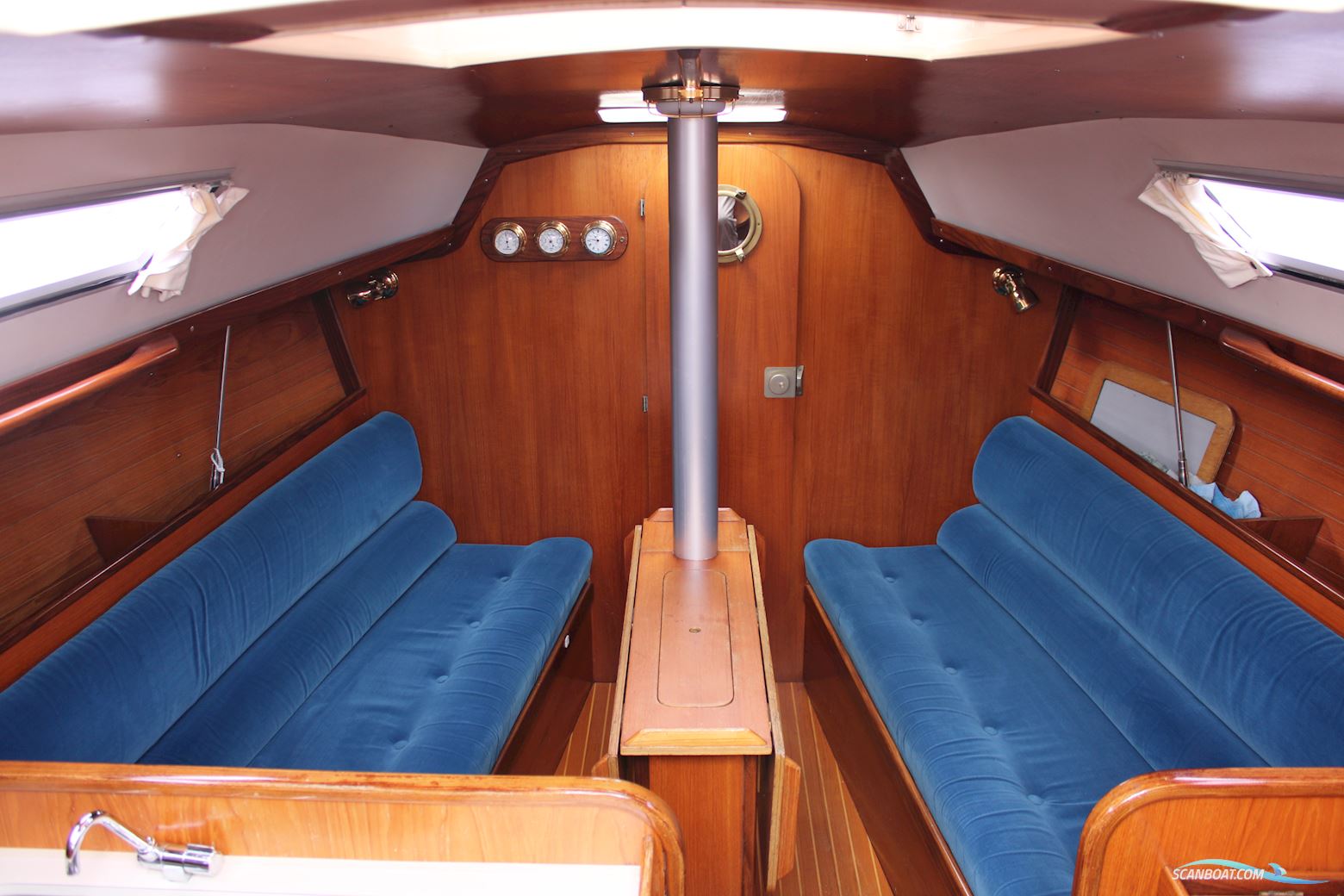 Beneteau 30.5 First