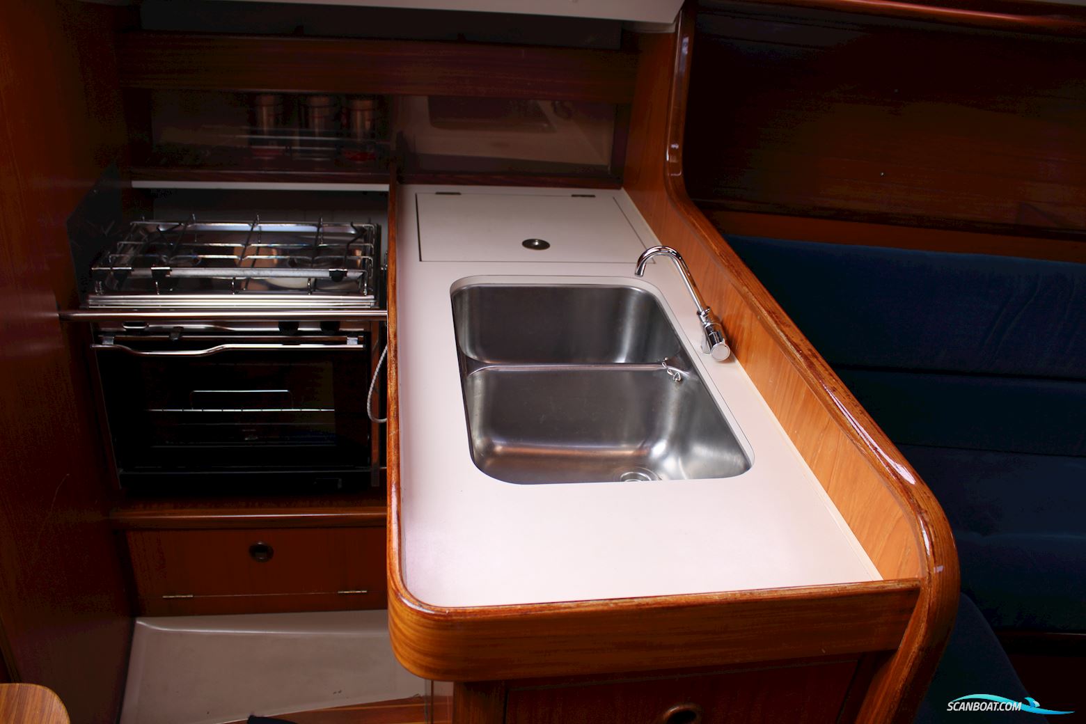 Beneteau 30.5 First