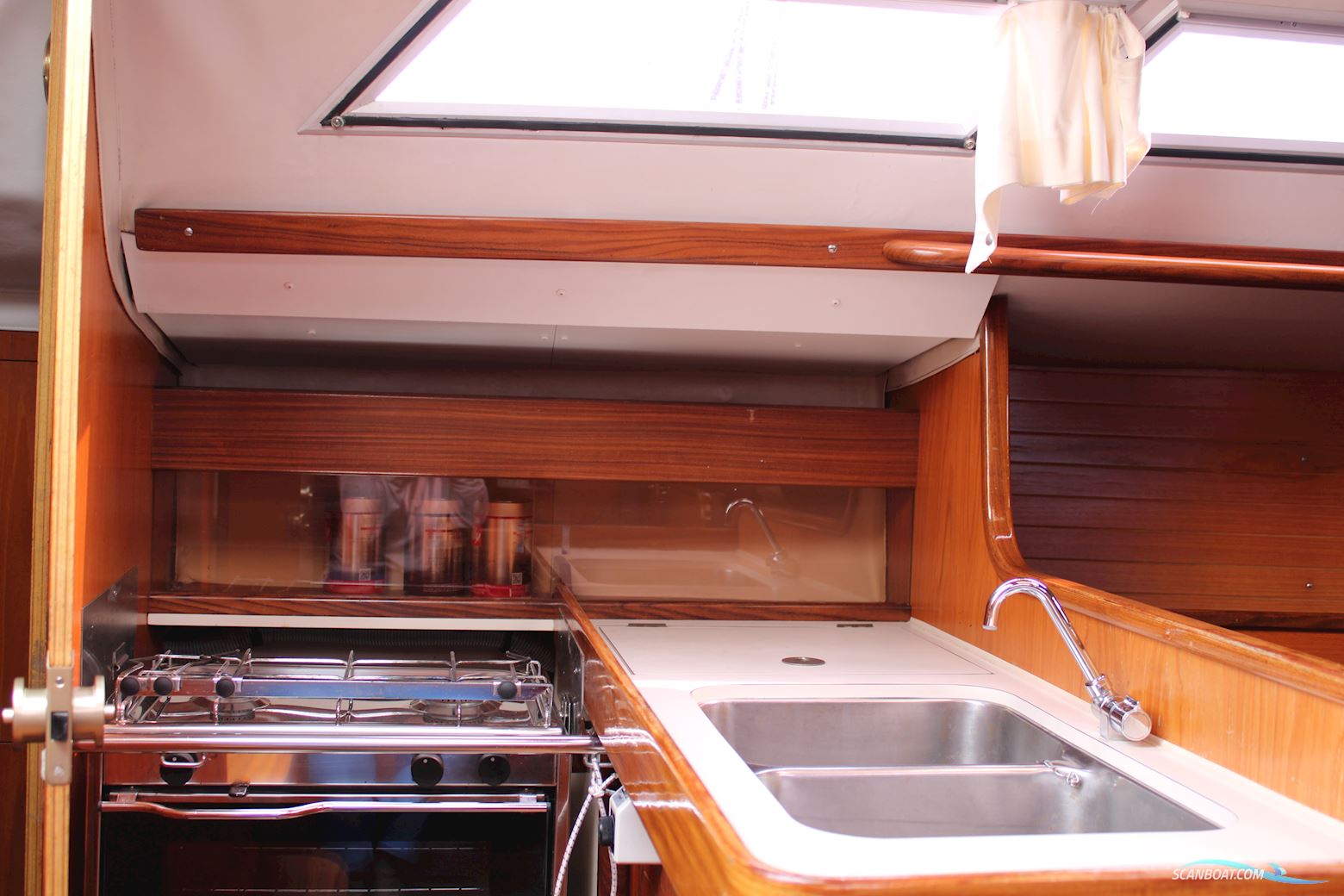 Beneteau 30.5 First