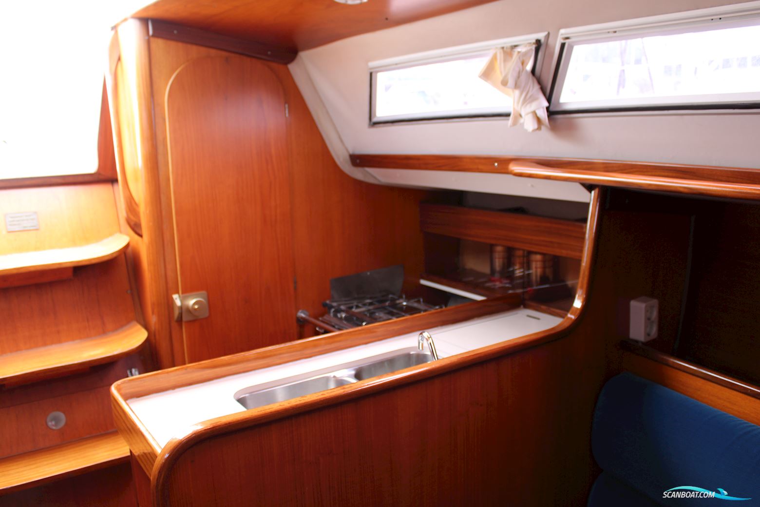 Beneteau 30.5 First