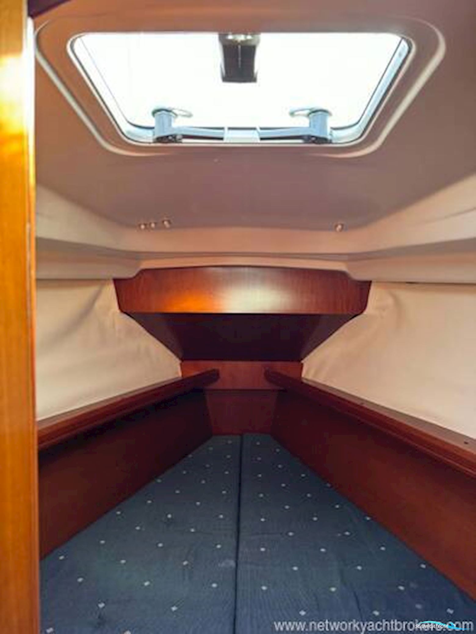 Beneteau 323