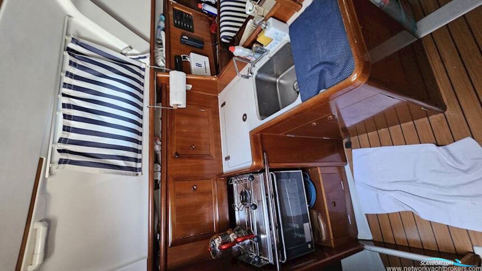Beneteau 331