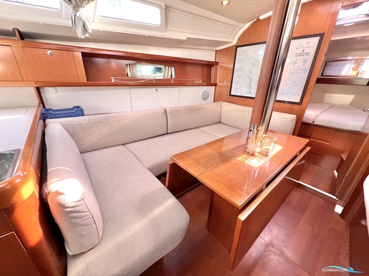 Beneteau 37