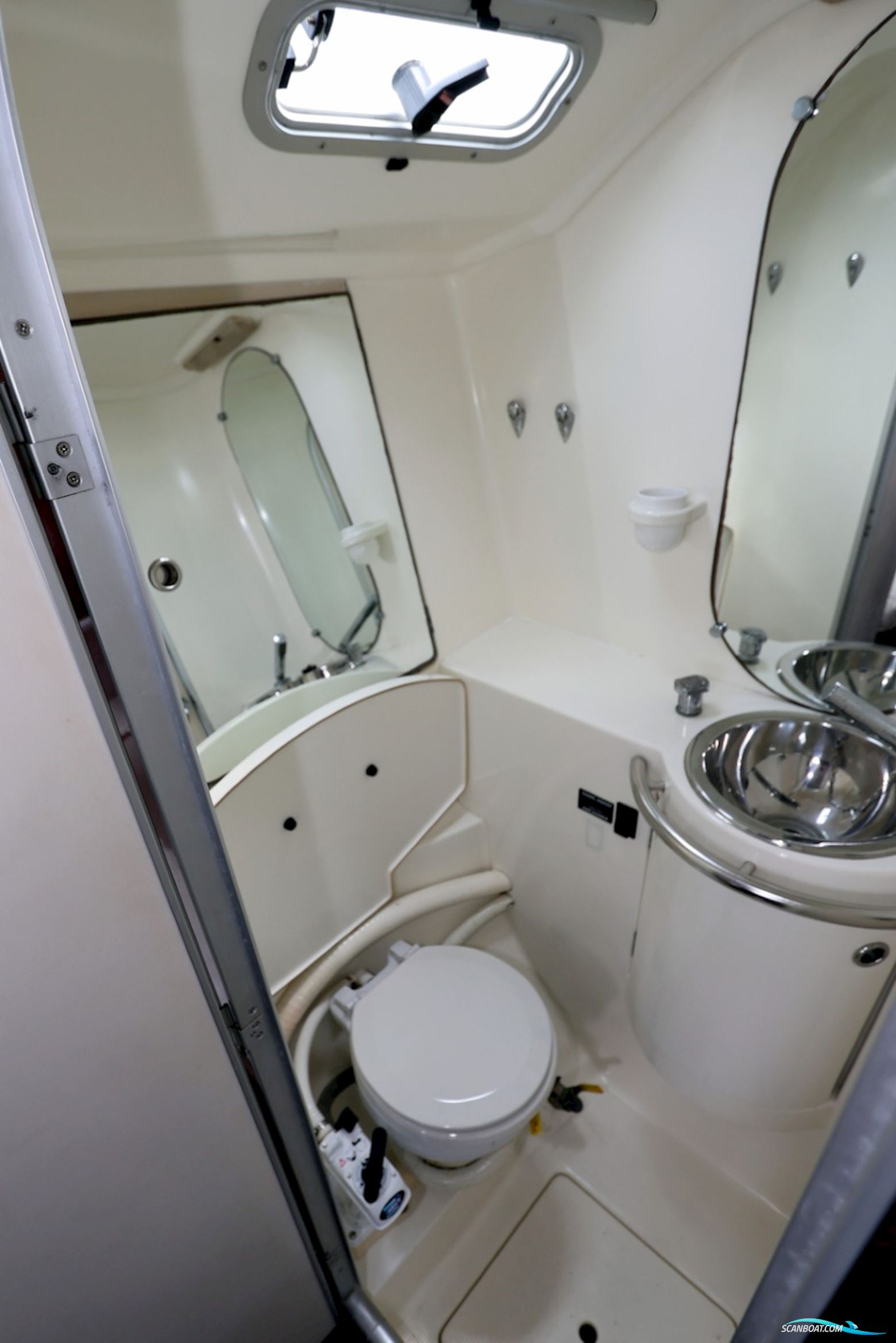 Beneteau 38S5