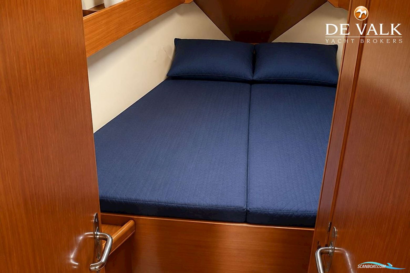 Beneteau 393