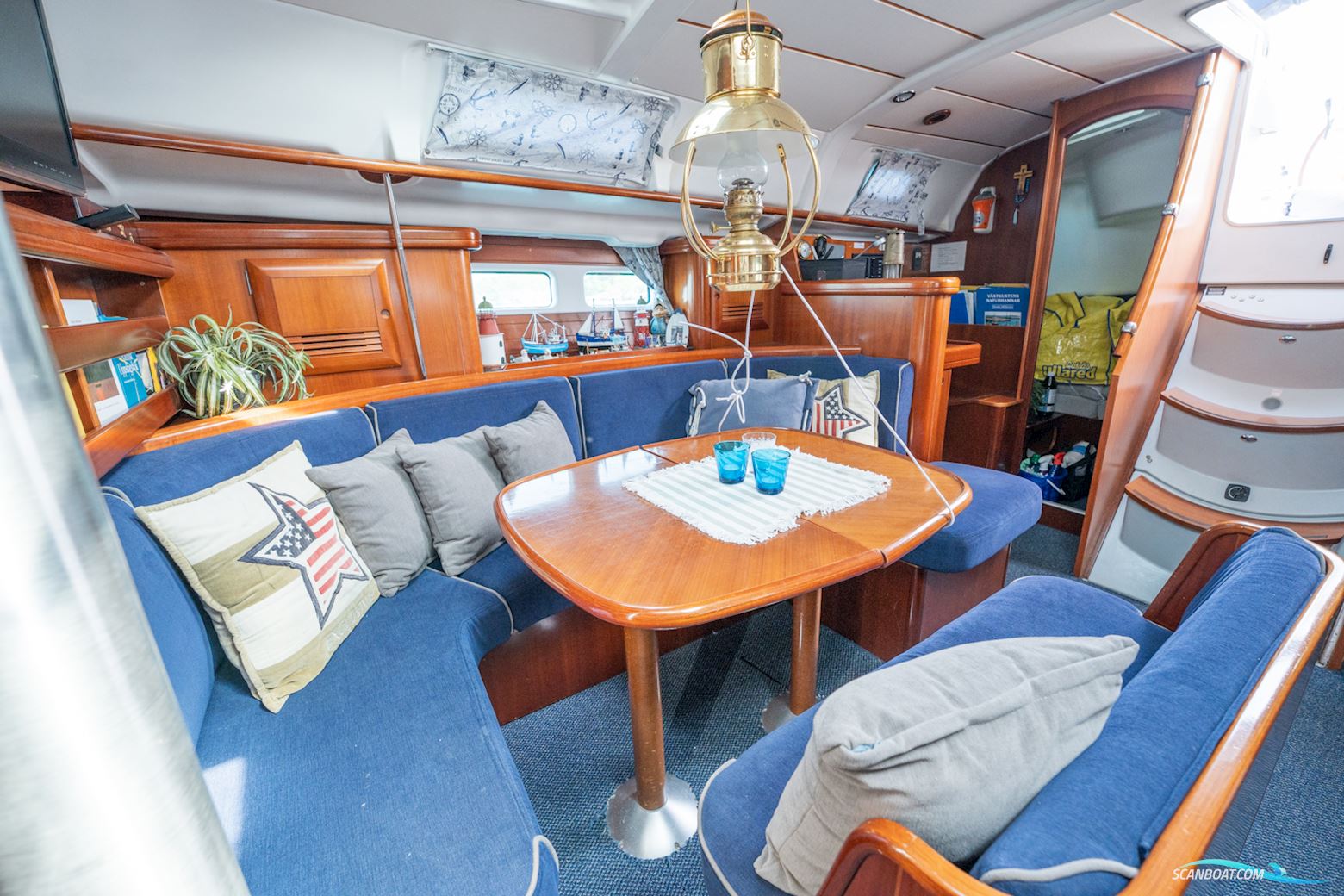 Beneteau 411 Celebration