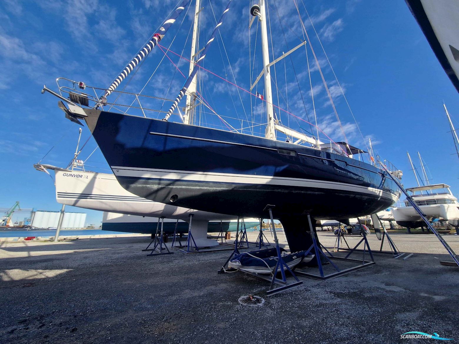 Beneteau 57