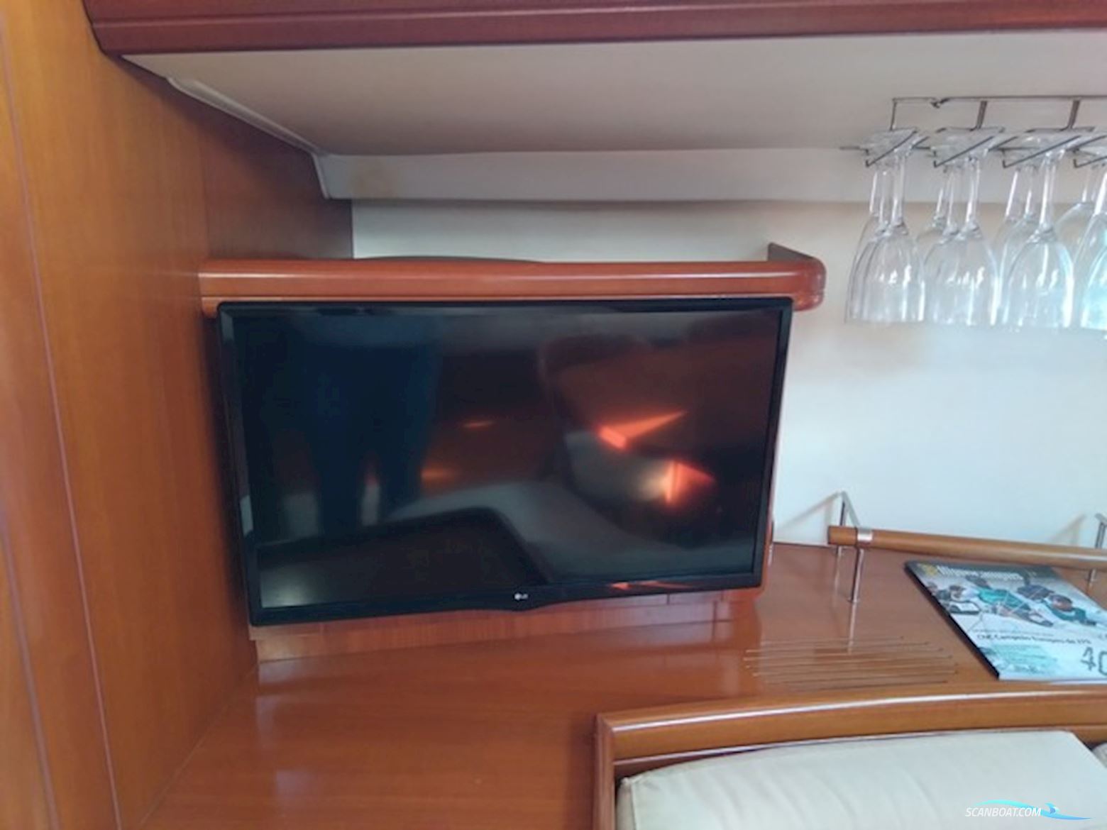 Beneteau 57