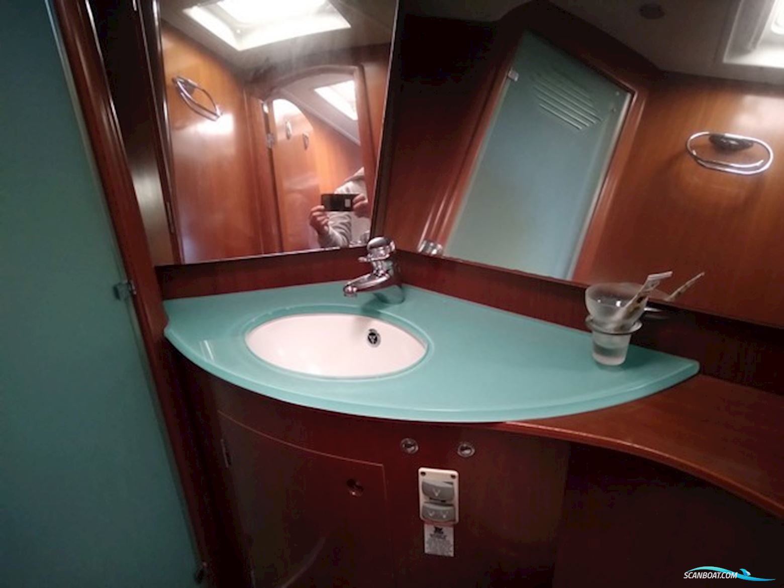 Beneteau 57