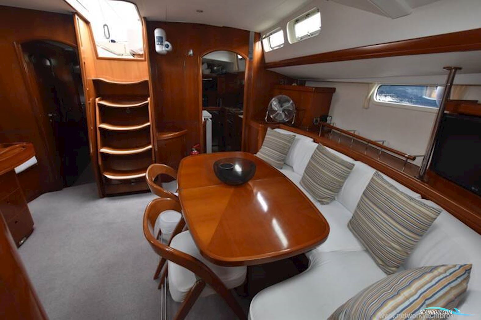 Beneteau 57
