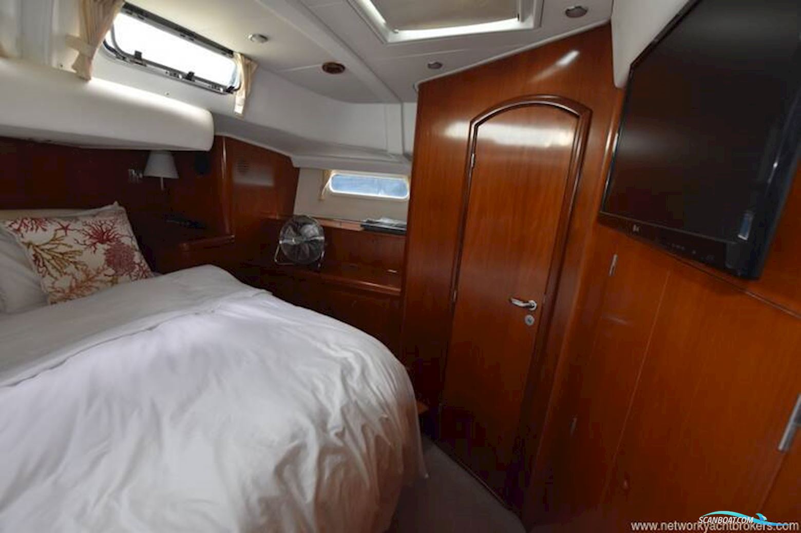 Beneteau 57