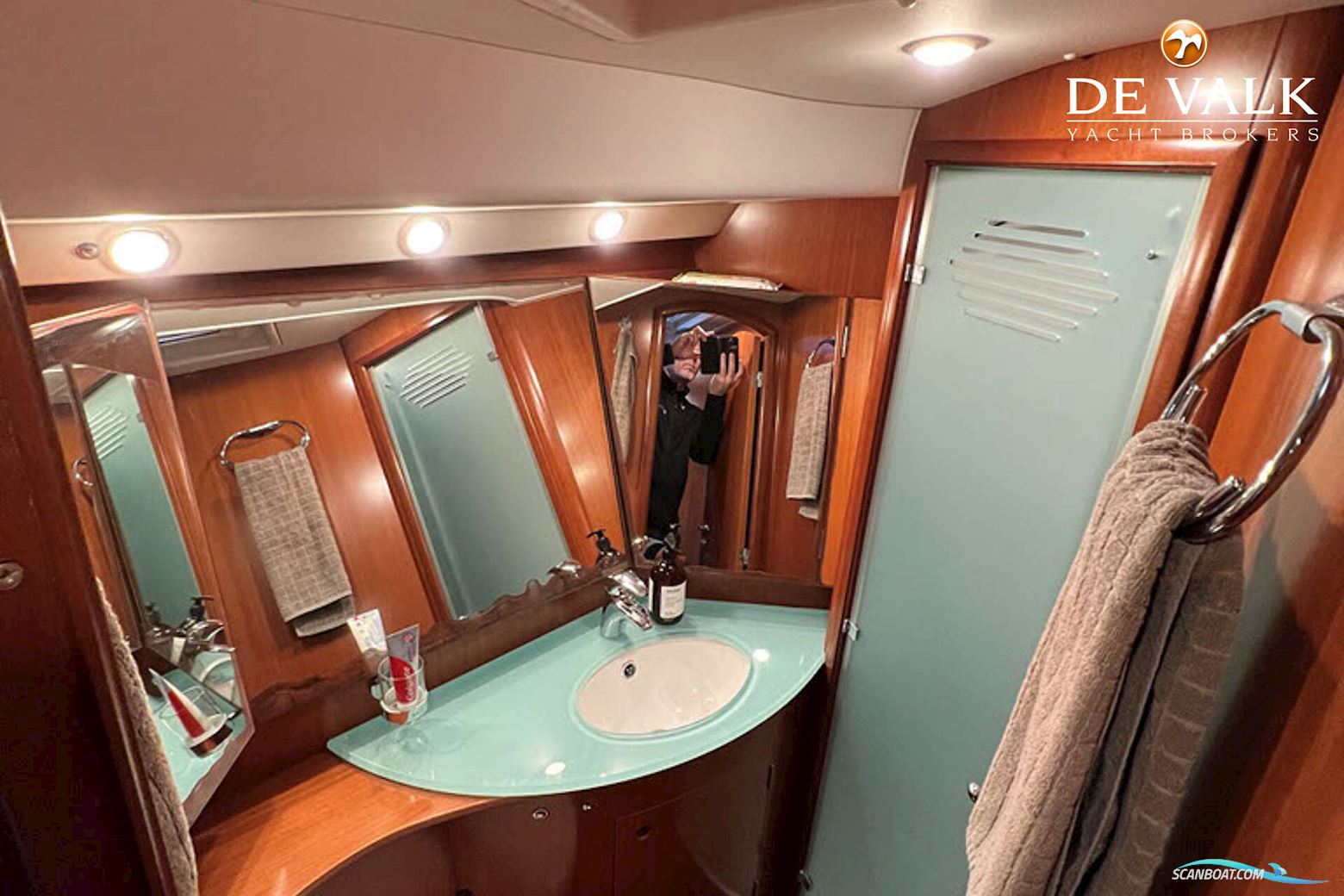 Beneteau 57