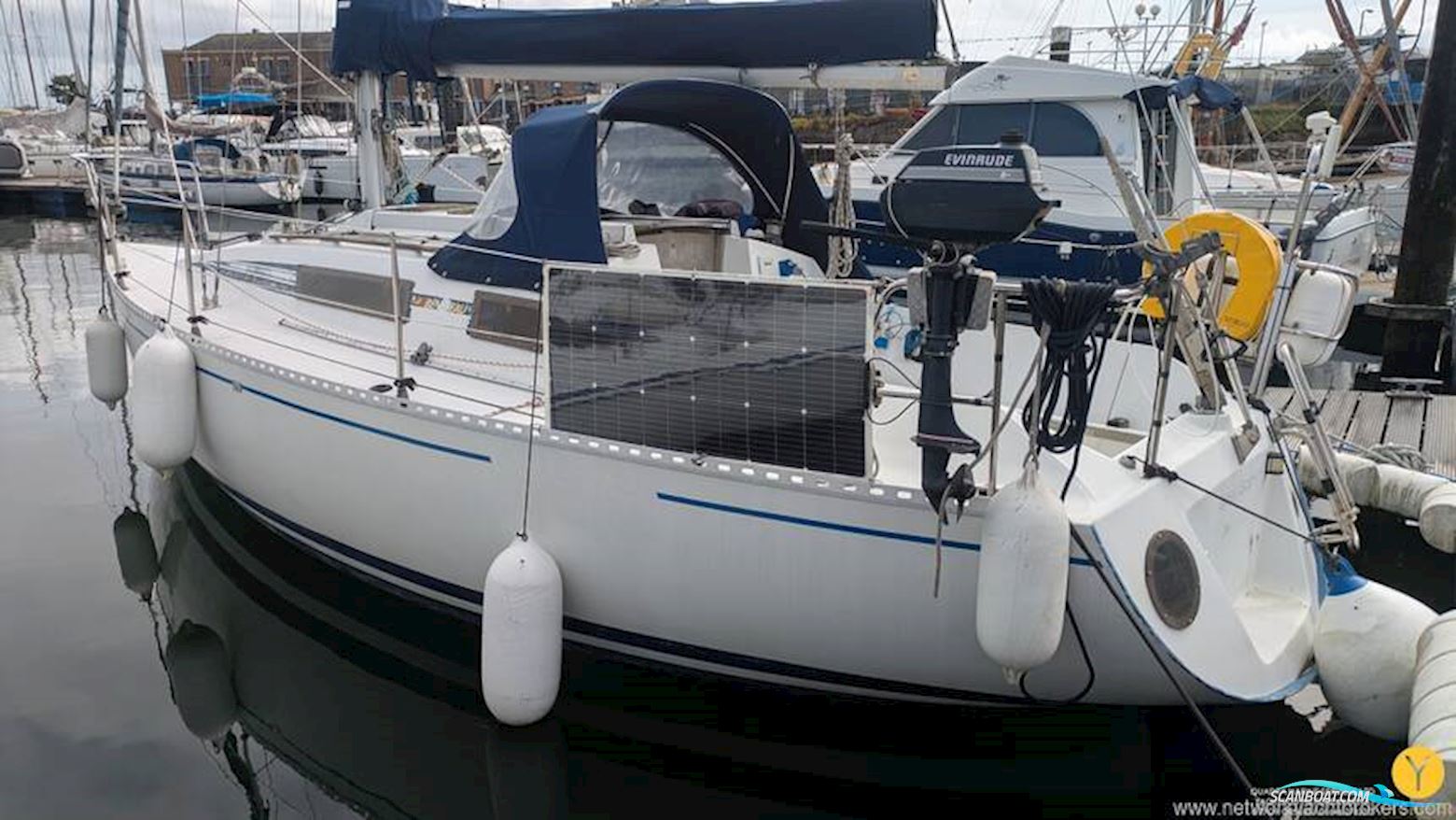 Beneteau Antares 9