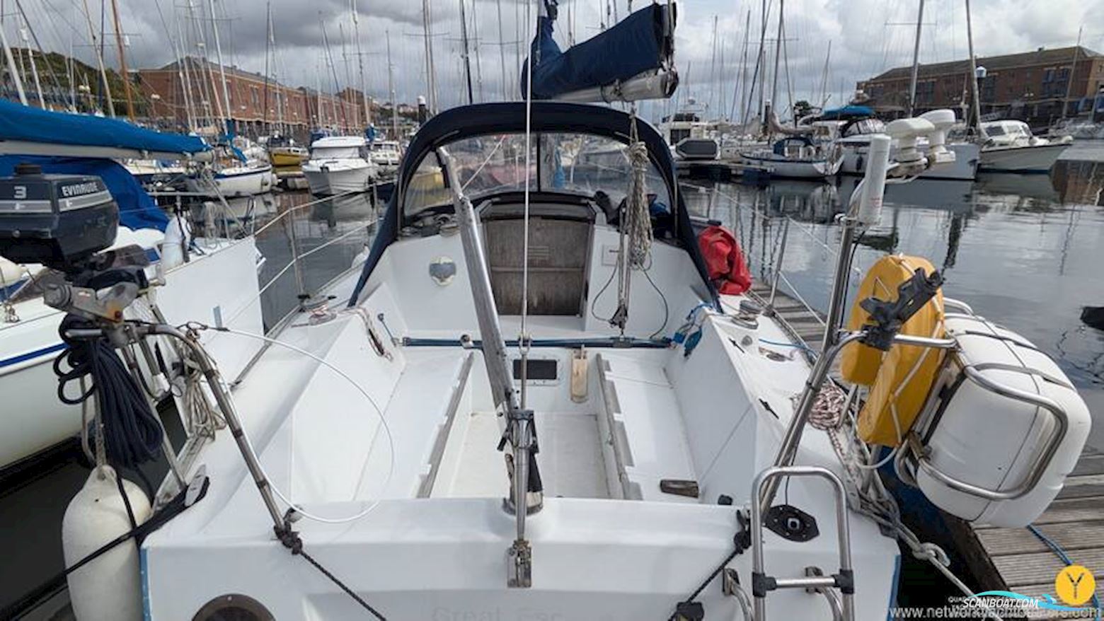 Beneteau Antares 9