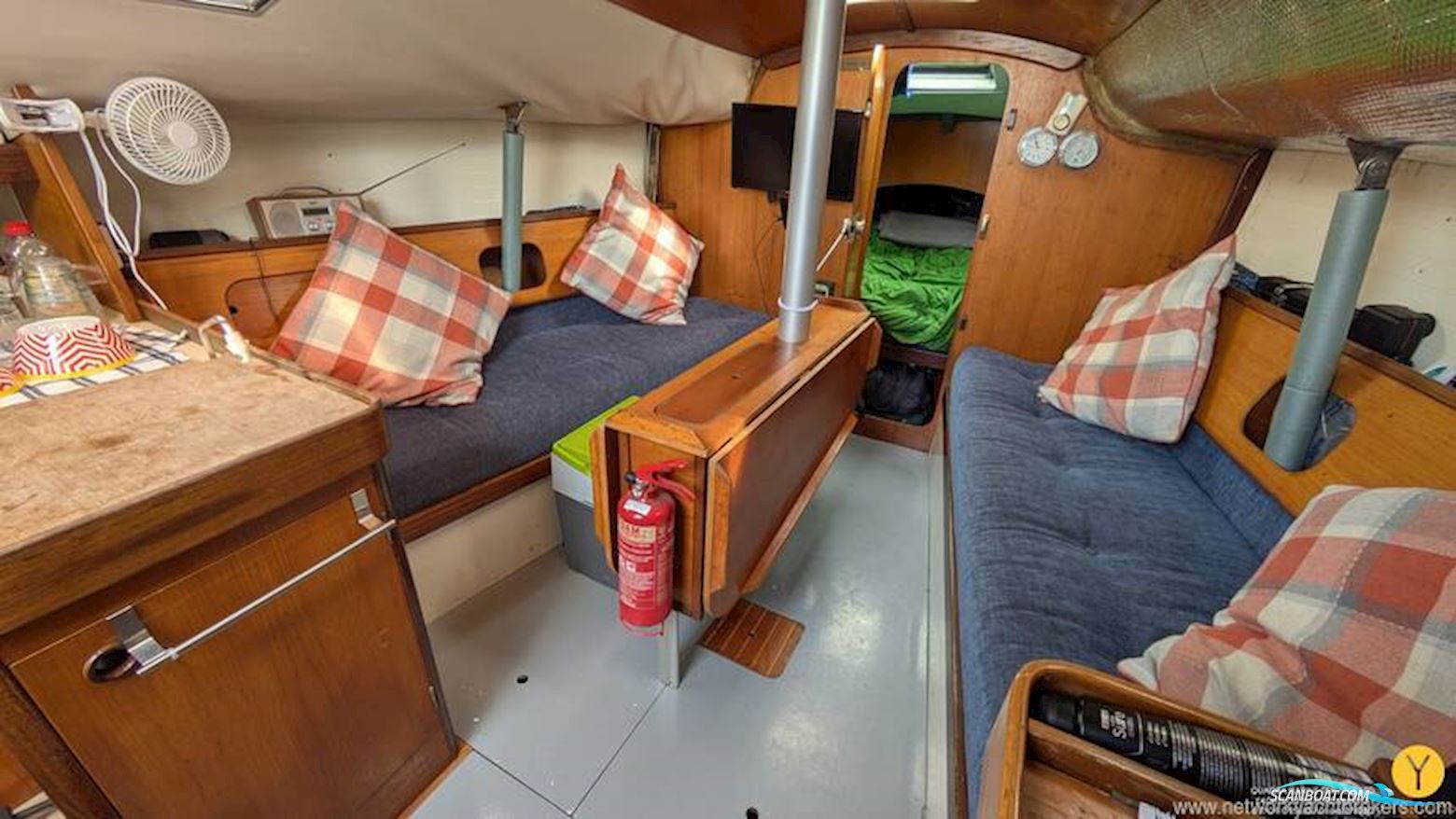 Beneteau Antares 9