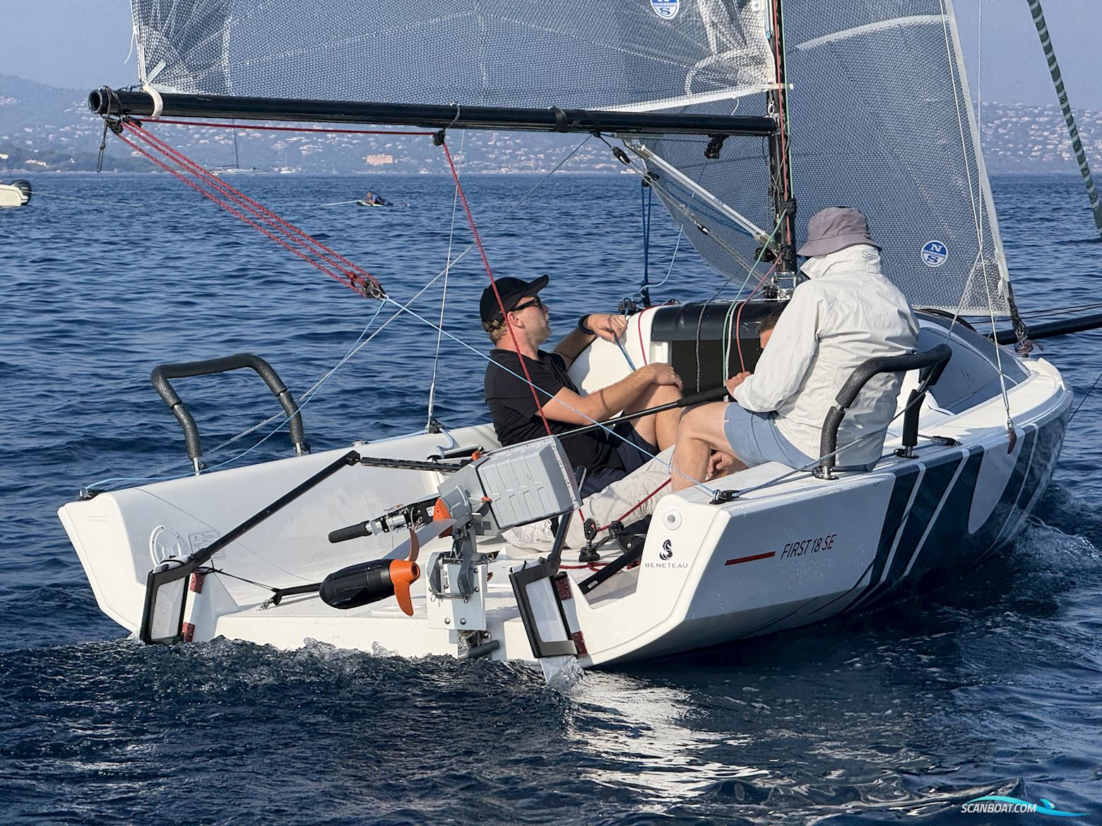 Beneteau First 18SE