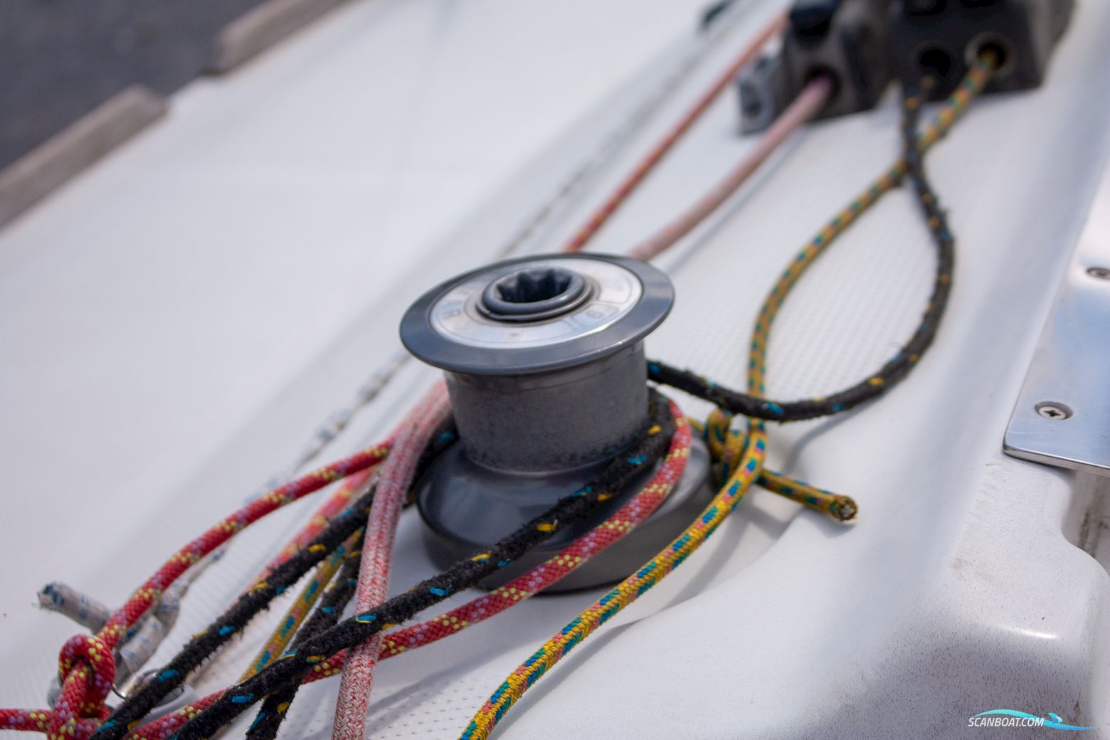 Beneteau First 211