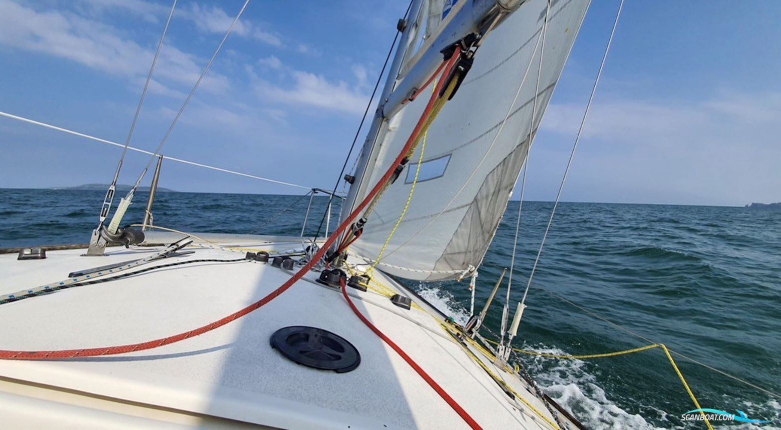 Beneteau First 211
