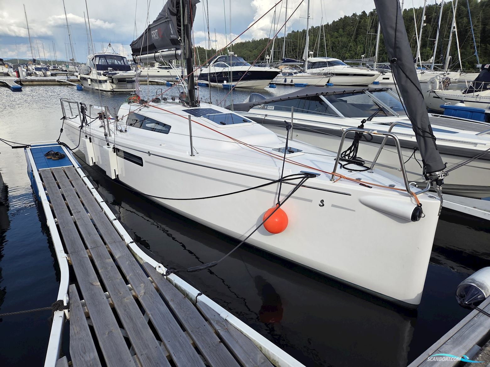 Beneteau First 27 Seascape Edition Sejlbåd 2022, med Yanmar 15 Hk motor, Sverige
