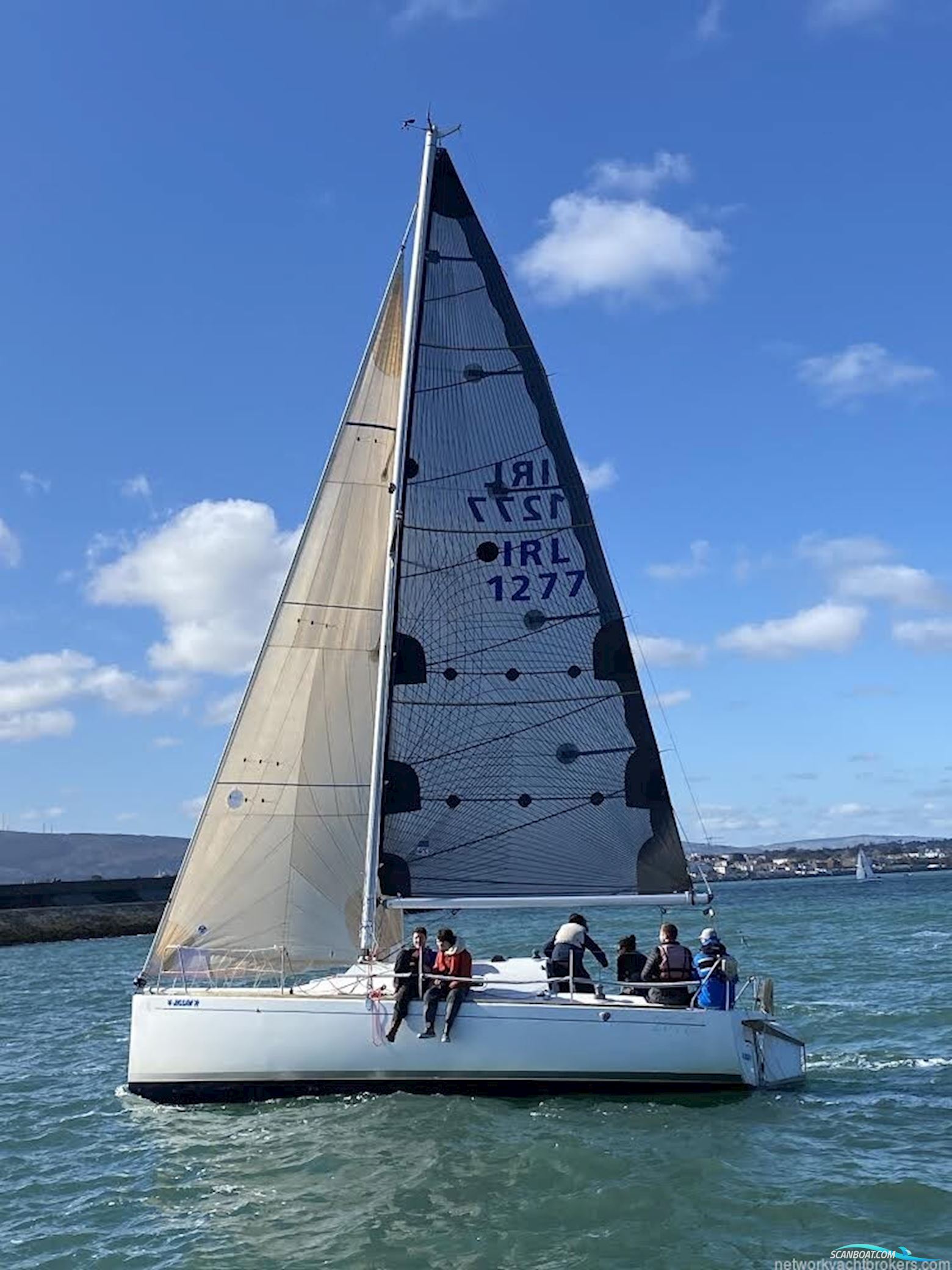 Beneteau First 27.7