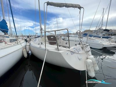 Beneteau First 28 Sejlbåd 1982, med Nanni motor, Frankrig