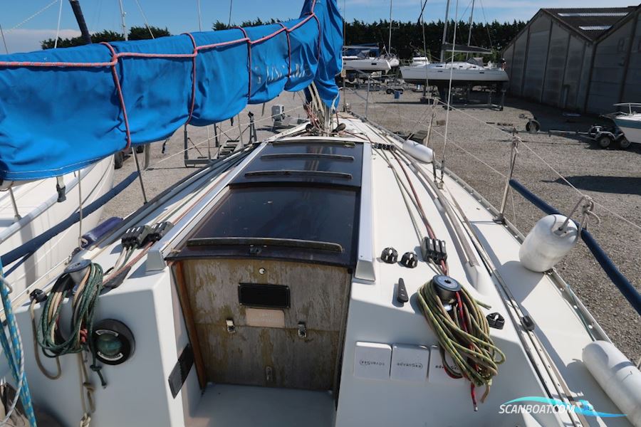 Beneteau First 29