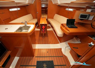 Beneteau First 31.7 Sejlbåd 2007, med Yanmar 3YM20 21hp, E045587 motor, Sverige