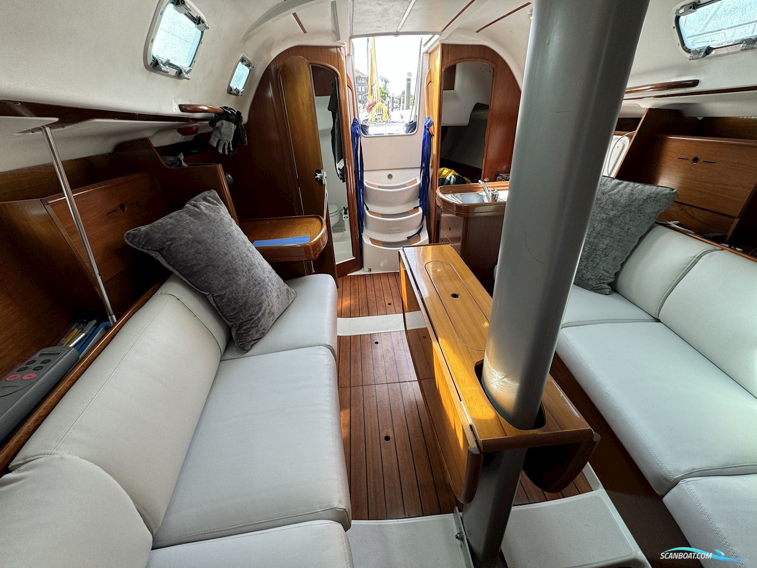 Beneteau First 31.7