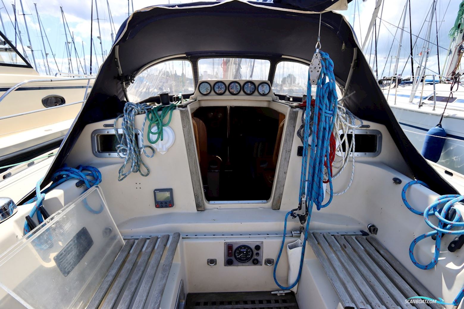 Beneteau First 32