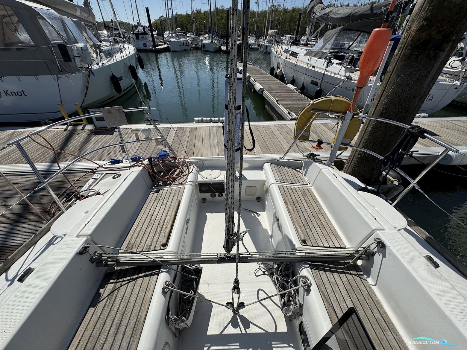 Beneteau First 33.7