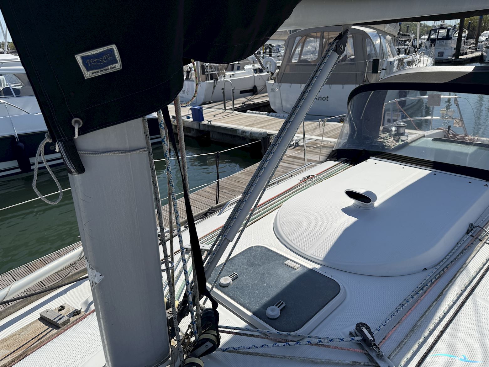 Beneteau First 33.7