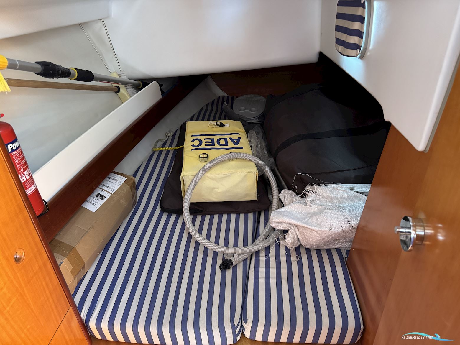 Beneteau First 33.7