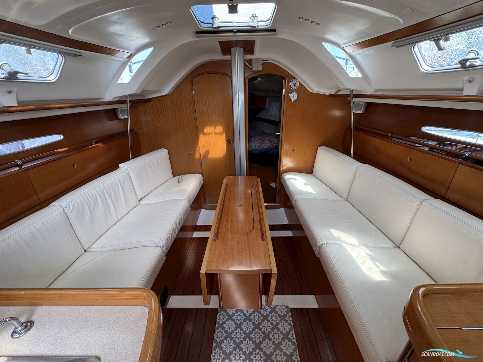 Beneteau First 33.7