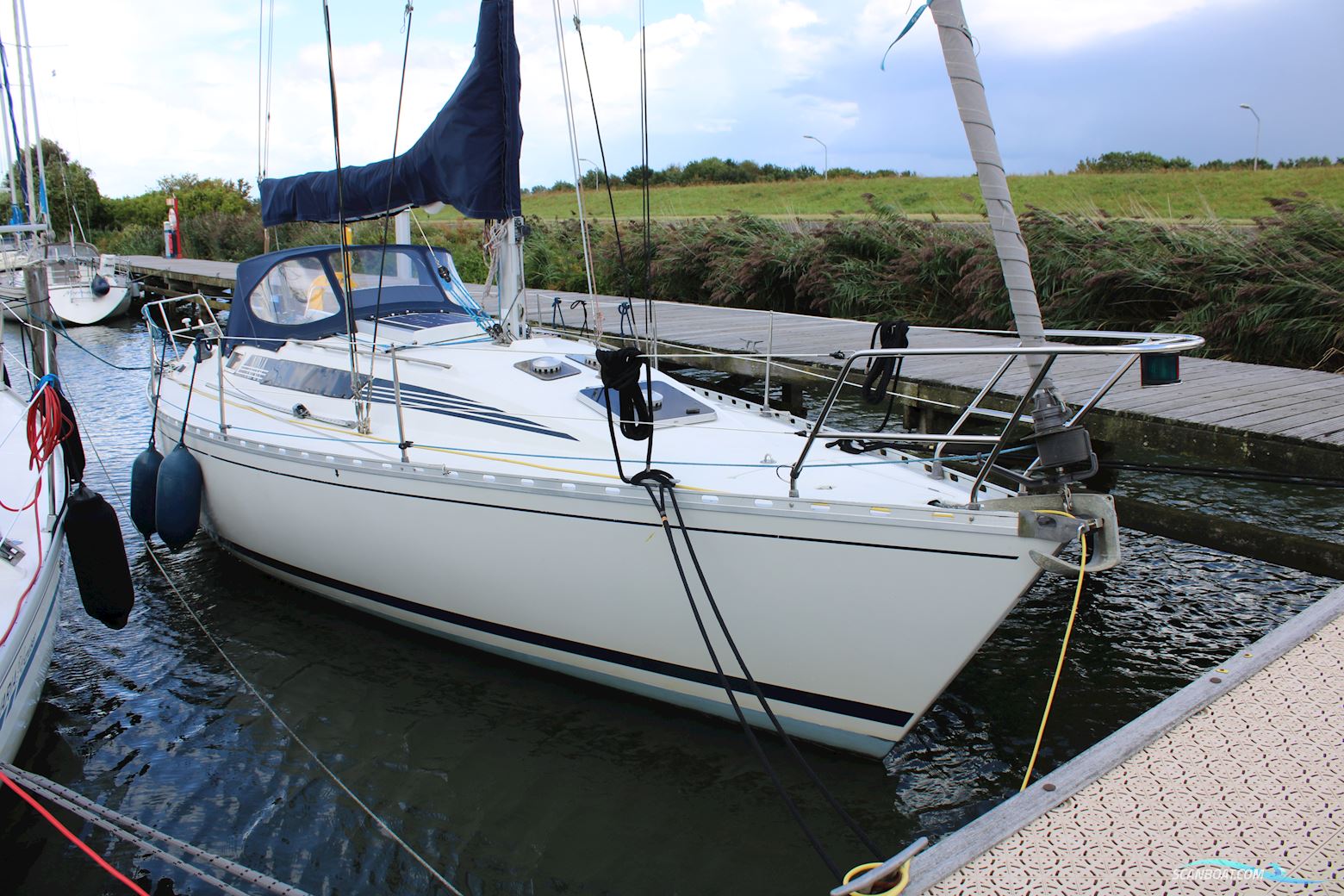 Beneteau First 345