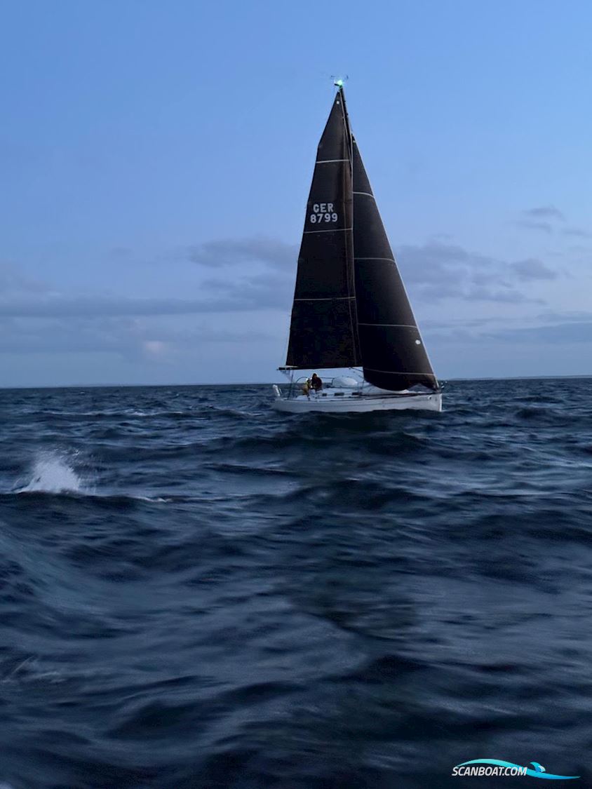 Beneteau First 34.7