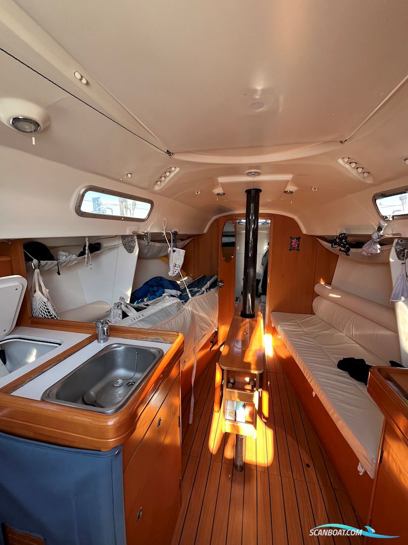 Beneteau First 34.7