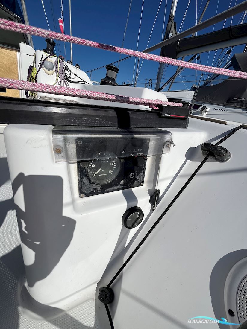 Beneteau First 34.7